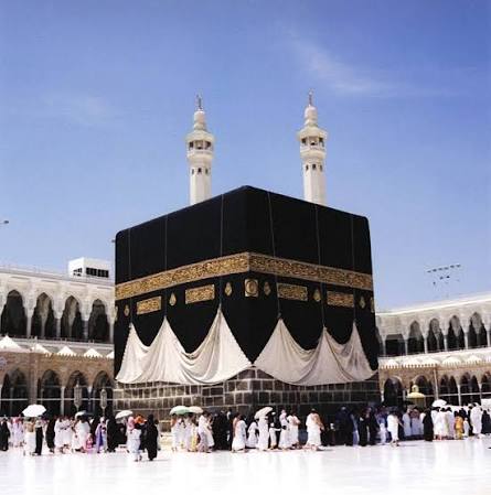Top 7 Best 5-Star Luxury Hotels Near Haram in Makkah & Madinah